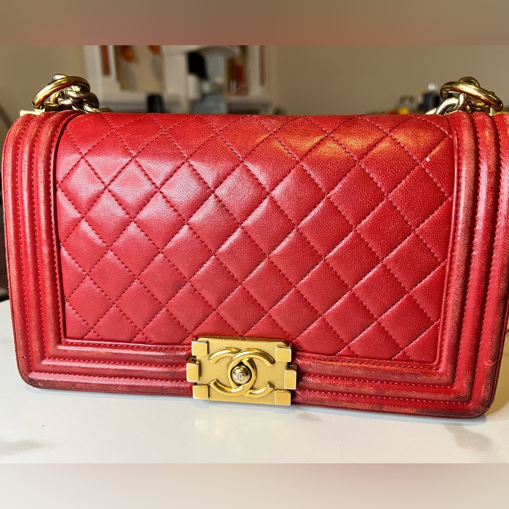 Chanel Boy bag Medium RED